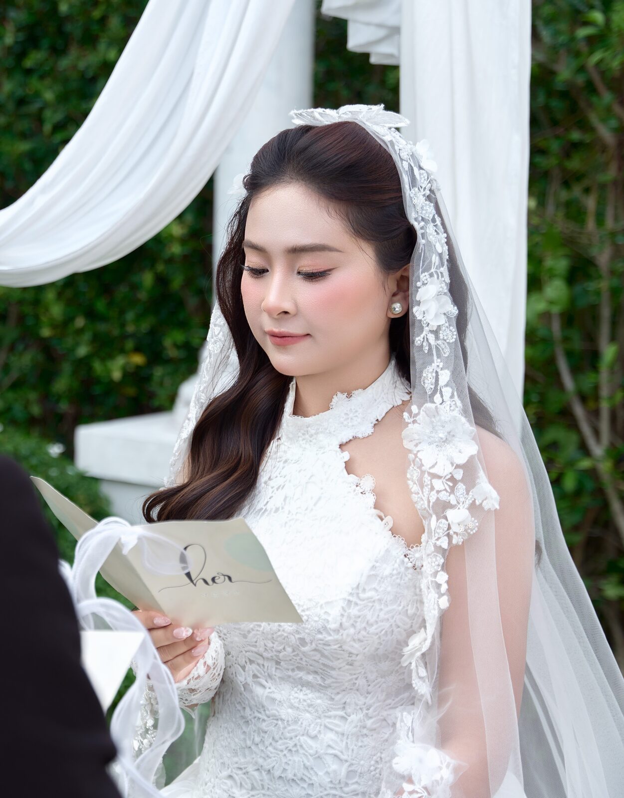 Cô dâu Trịnh Kim Thoa